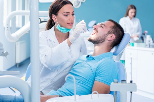 ¿Por Qué las Visitas Regulares al Dentista Son Clave para tu Salud General?